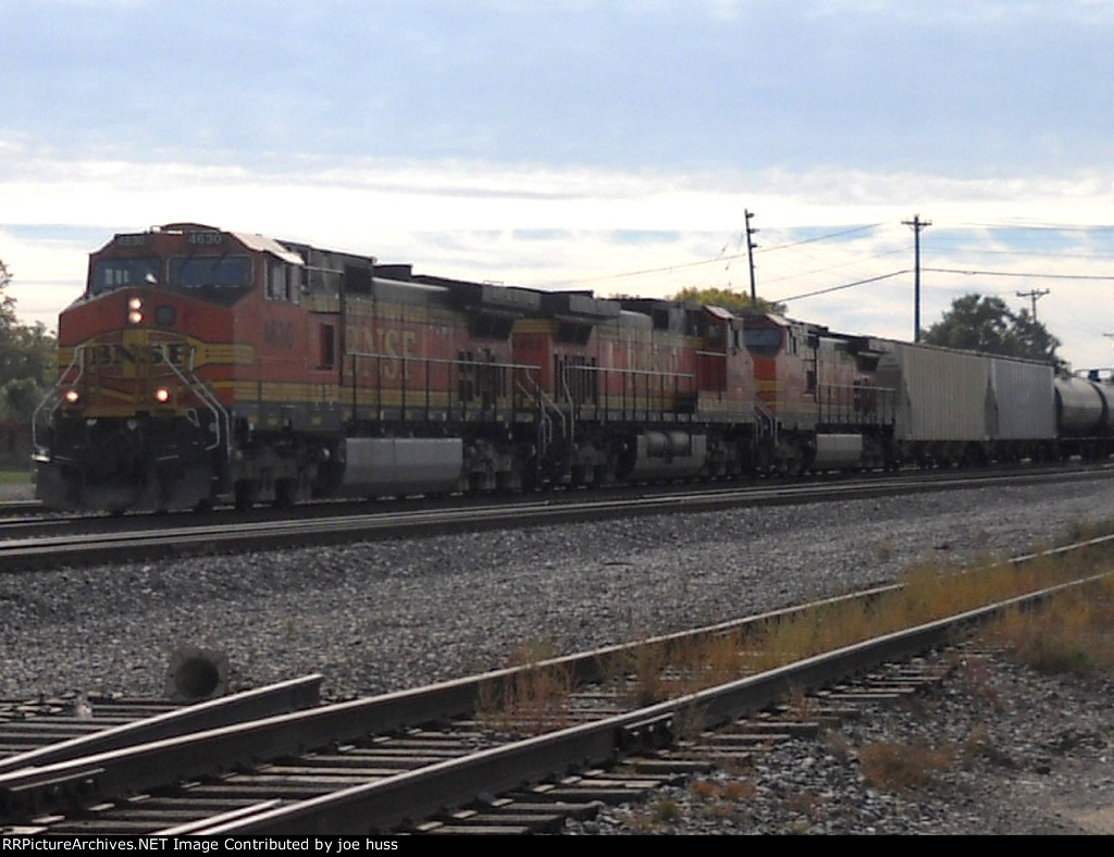 BNSF 4630 West